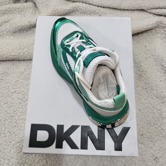 NIB DKNY Juna Everyday Lace Up Platform Athletic Sneaker White/Green sz 5 - Picture 6 of 8